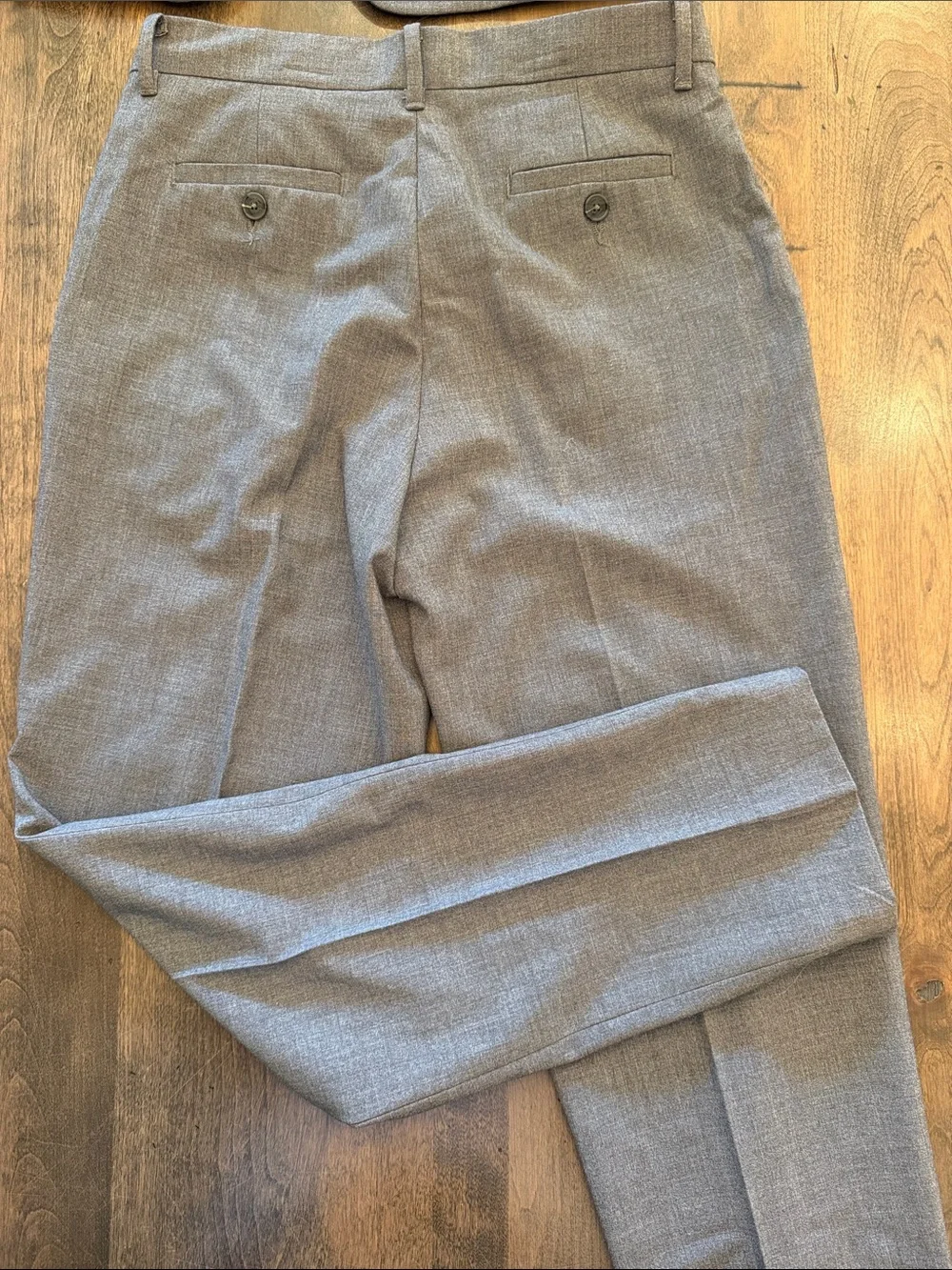 Calvin Klein Boys Gray Slim Fit Infinite Stretch 2-Pc Suit Size 18 Excellent Con
